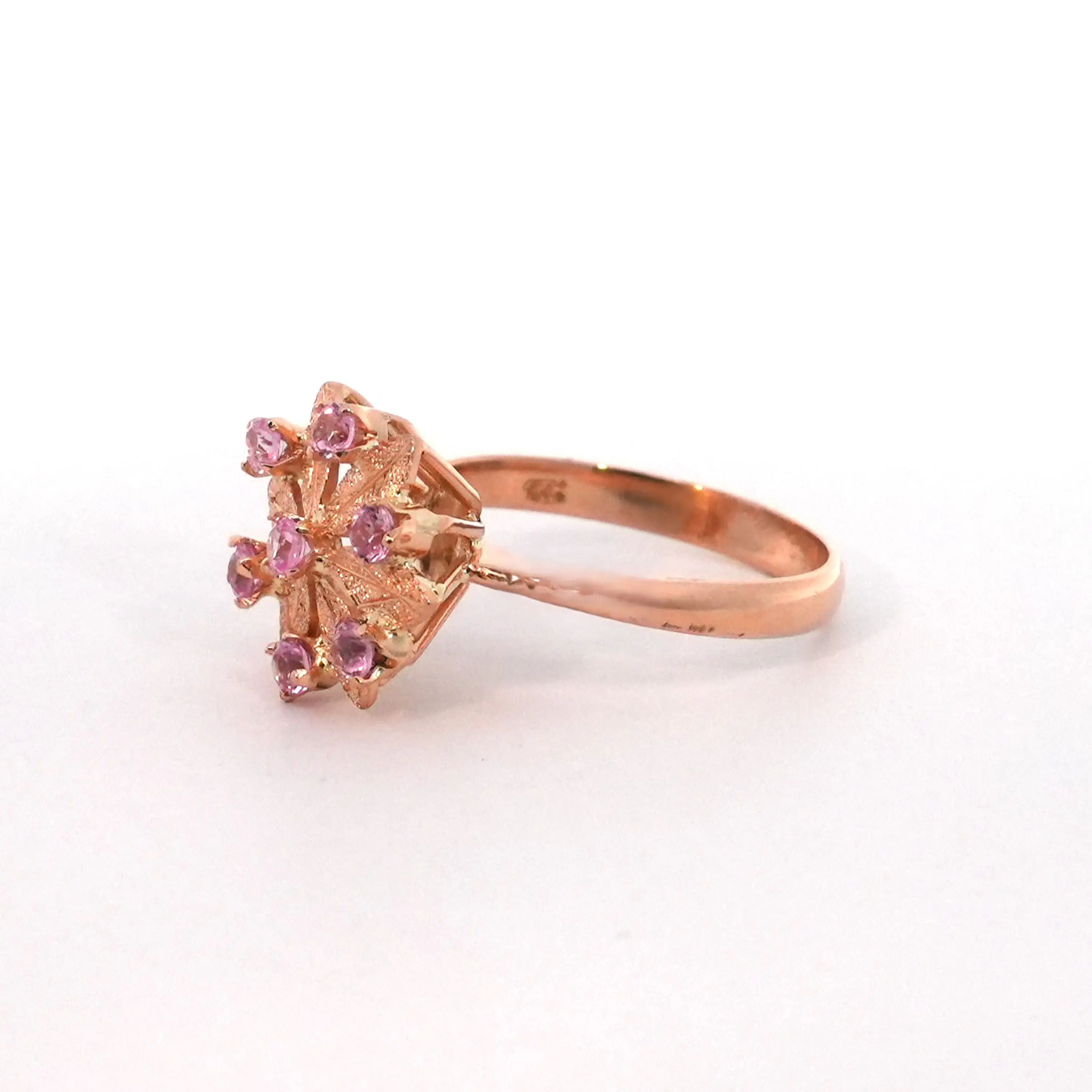 Anillo Oro 18K Peso: 4.05 Gr. / Talla : 16.00 2