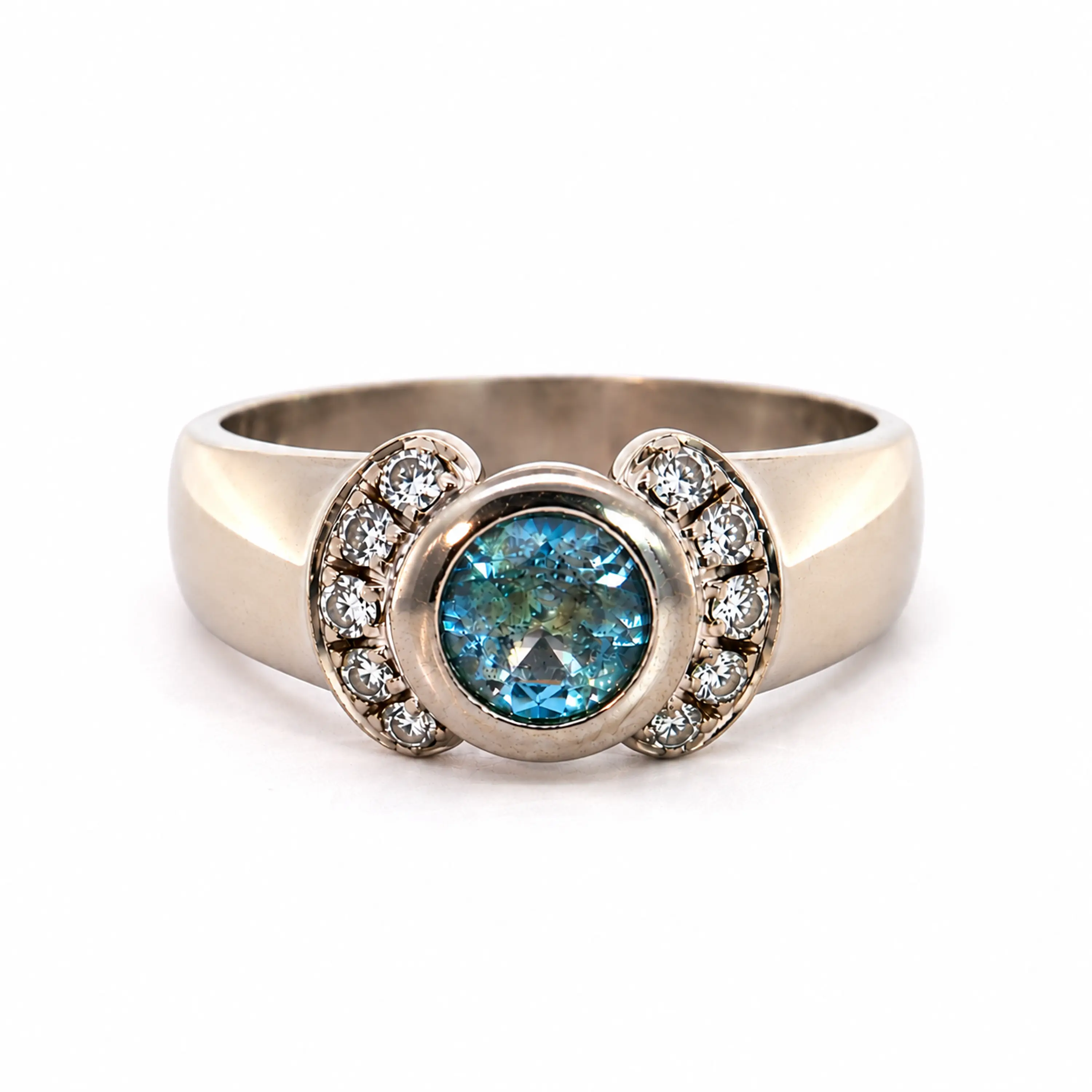 Anillo Oro 18K Peso:7.20 Gr. / Talla : 17.00 1