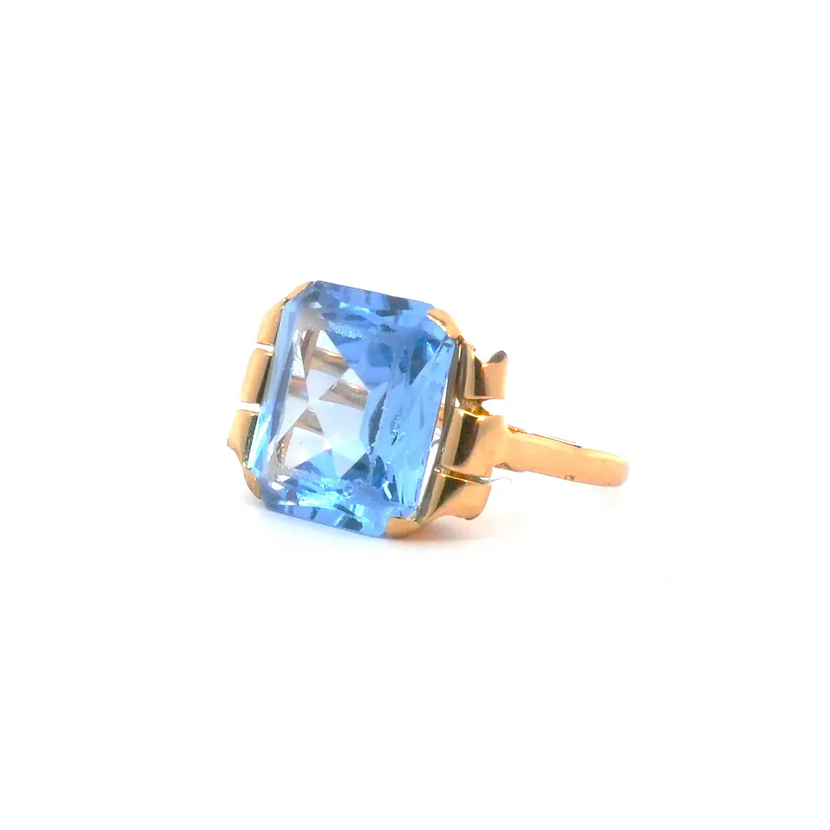 Anillo Oro 18K Peso: 5.31 Gr. / Talla: 19.00 2