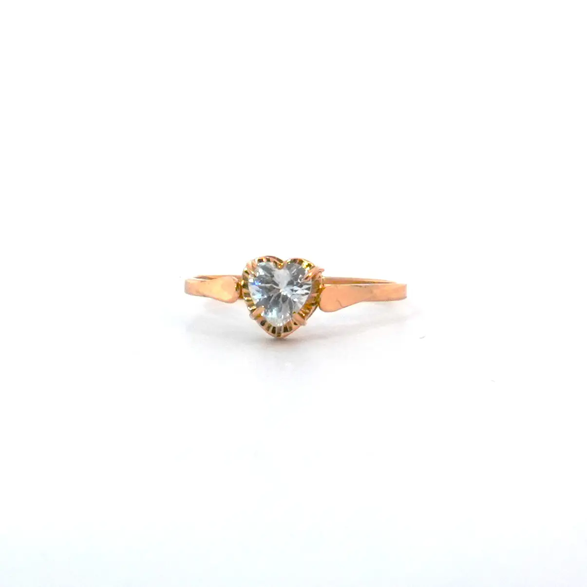 Anillo Oro 18K Peso: 1.58 Gr. / Talla: 13.00 1